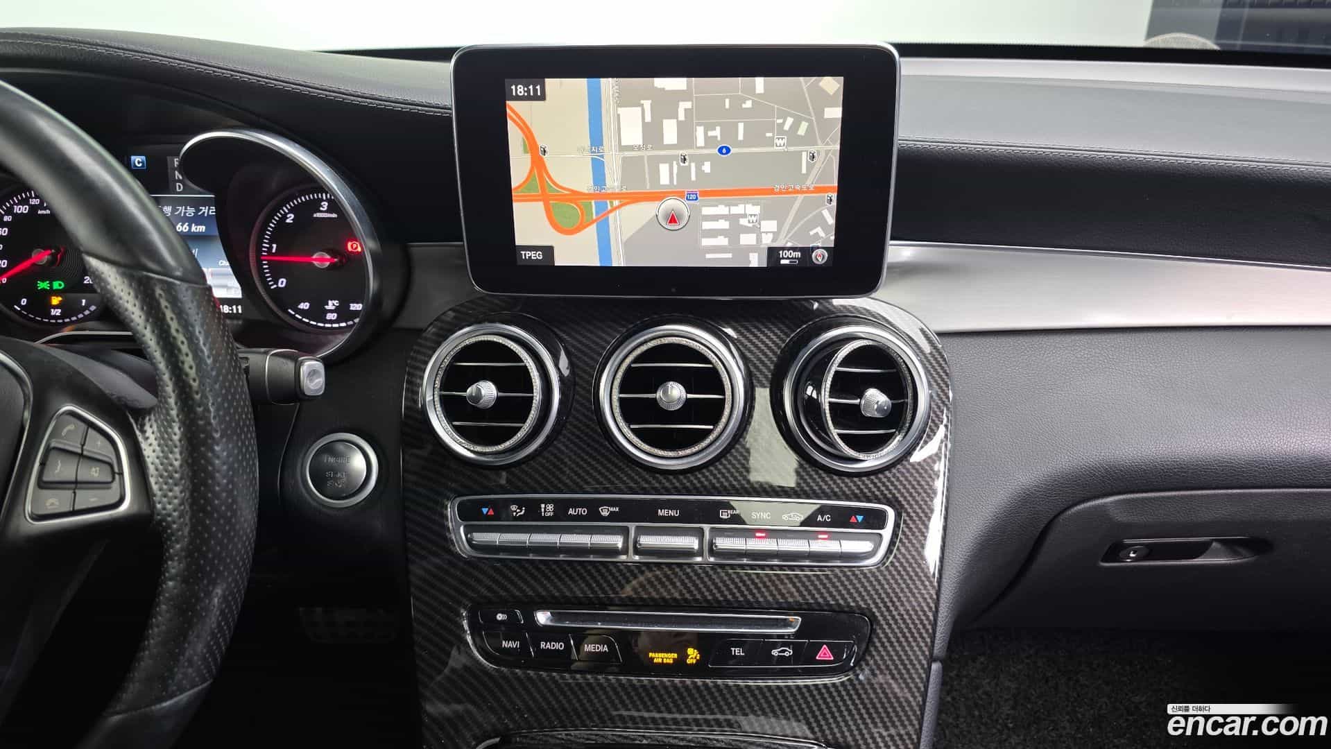 GLC-Class Mercedes-Benz 2017.6-OPTION-018