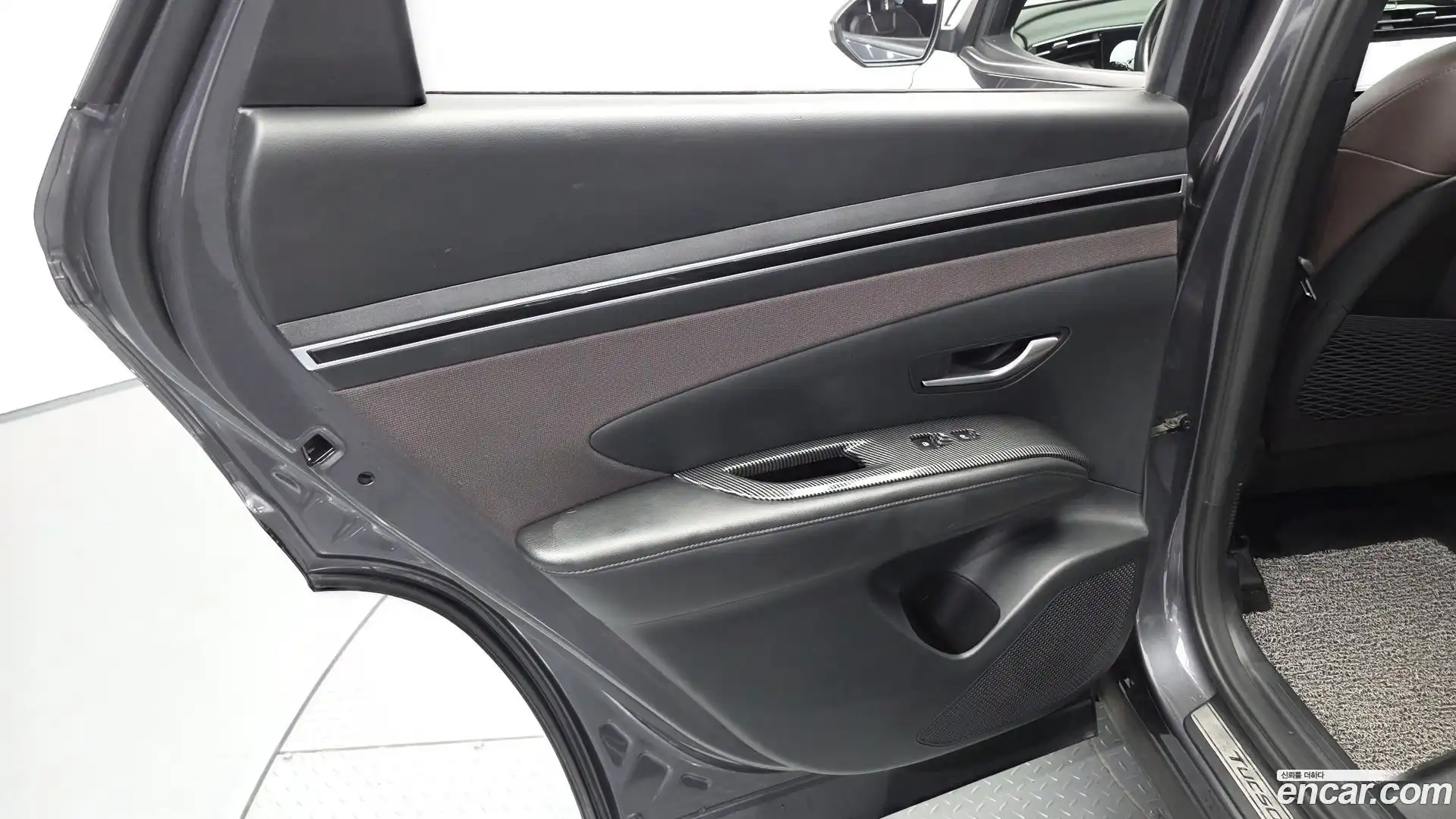 Tucson Hyundai 2021.1-INNER-035