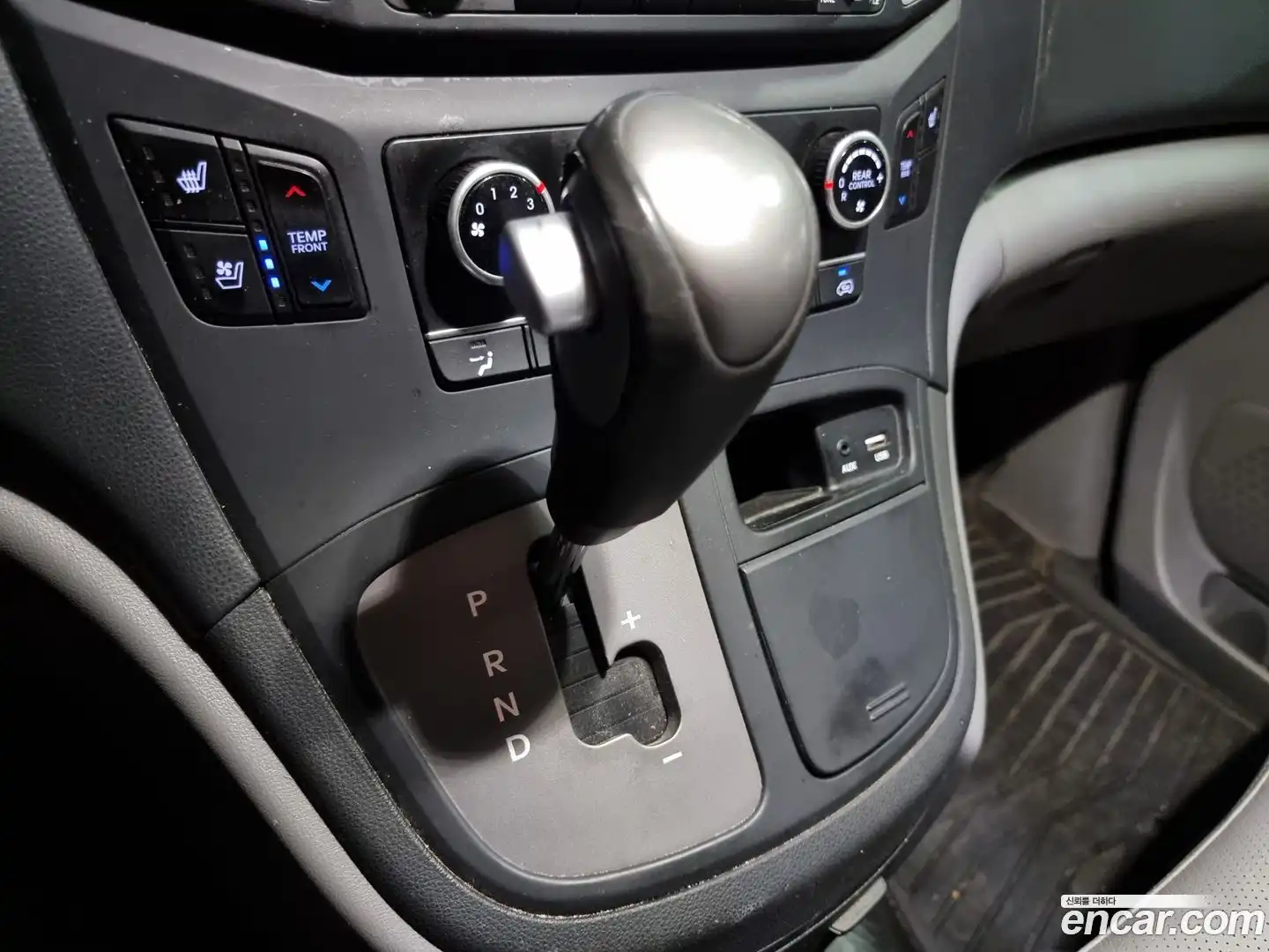 Starex Hyundai 2019.7-INNER-010