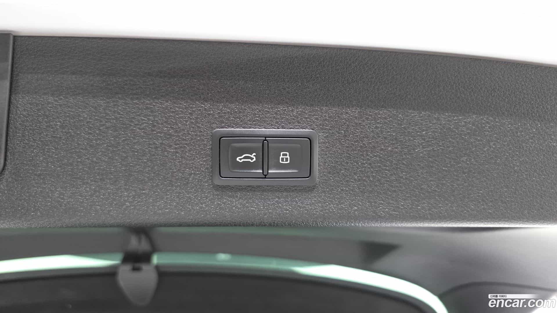 e-tron Audi 2022.3-OPTION-048