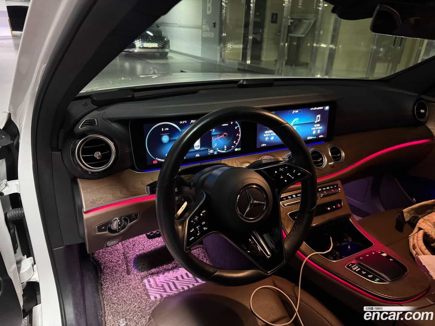 E-Class Mercedes-Benz 2021.4-OUTER-002