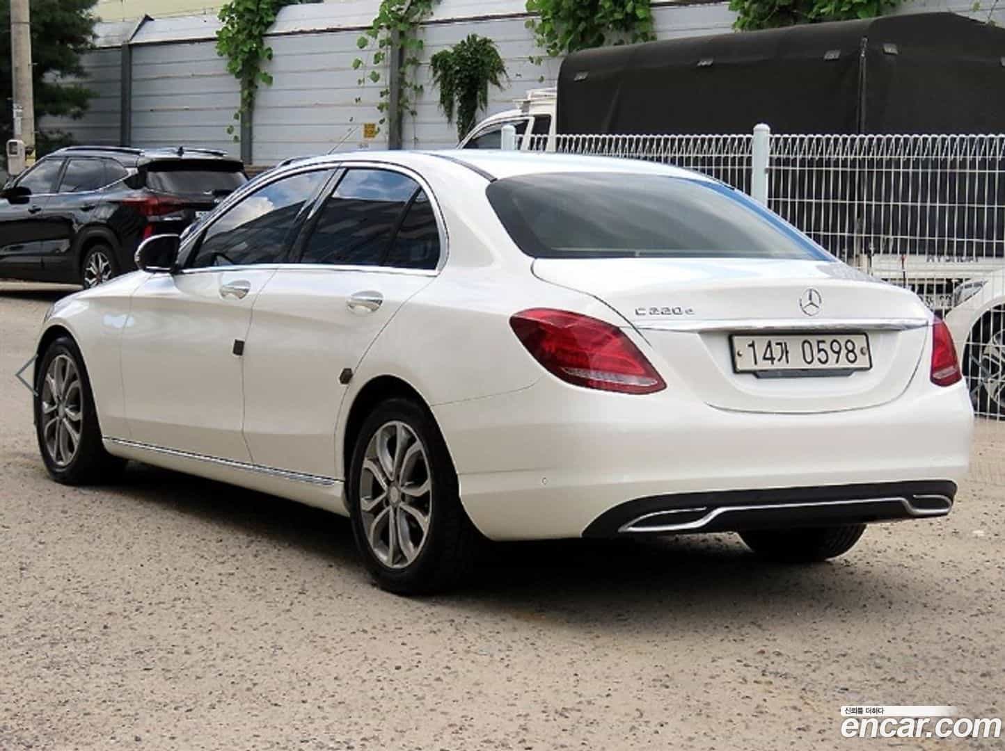 C-Class Mercedes-Benz 2016.3-OUTER-003