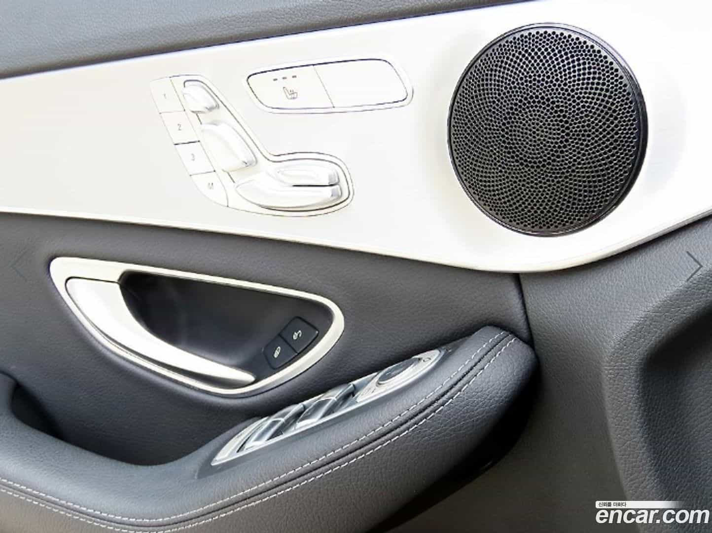 C-Class Mercedes-Benz 2016.3-OPTION-016