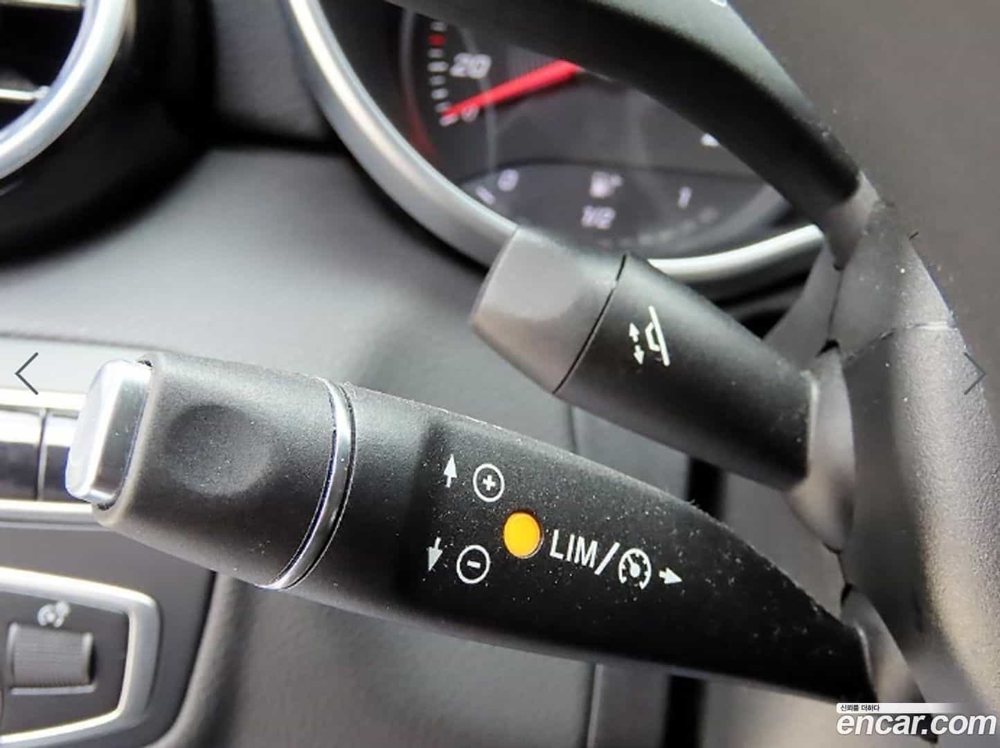 C-Class Mercedes-Benz 2016.3-OPTION-018