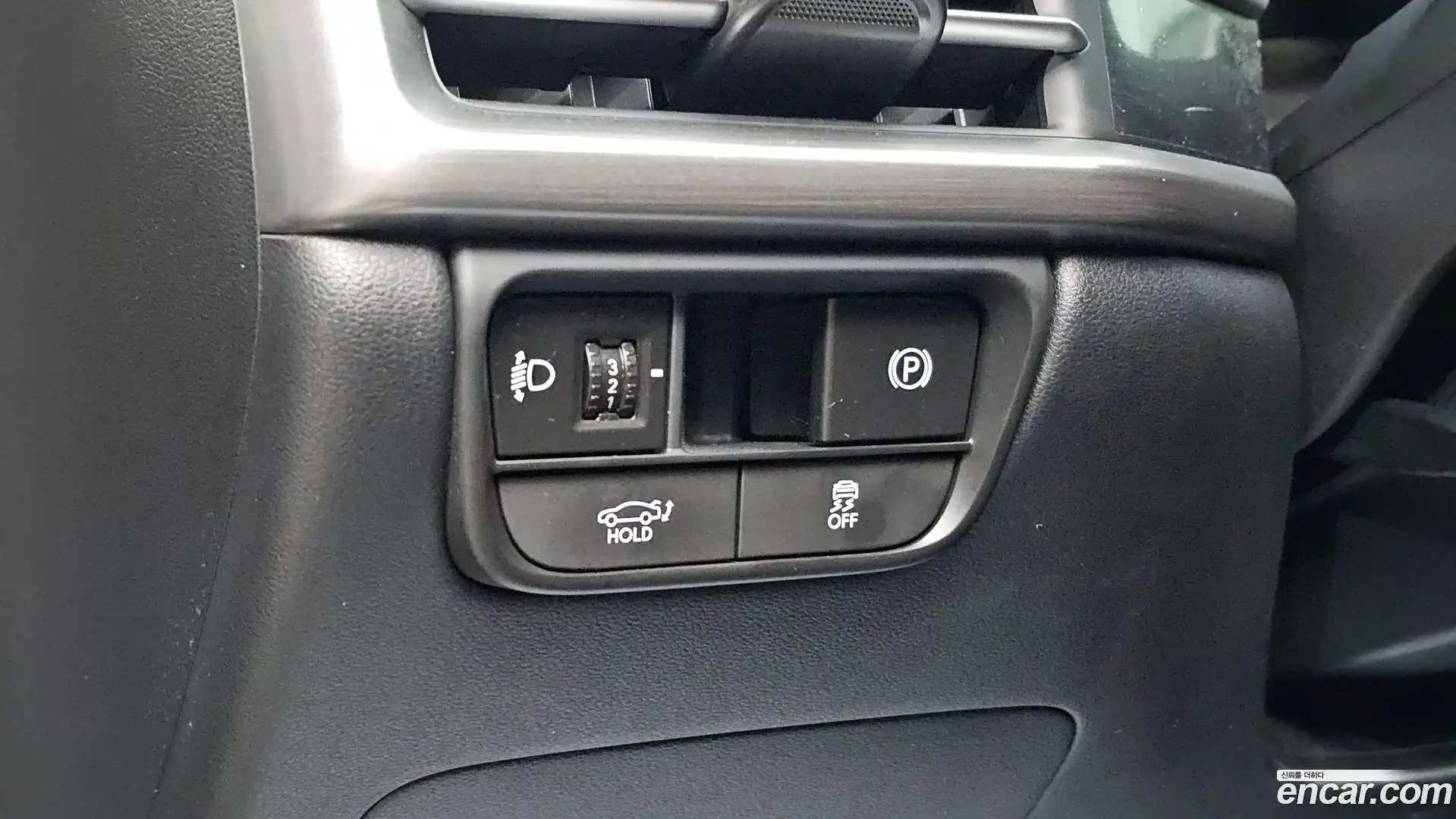 Grandeur Hyundai 2023.3-OPTION-018