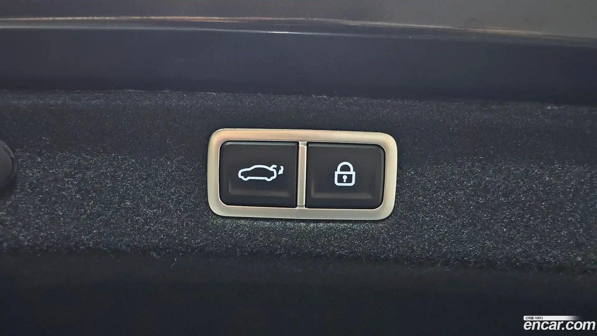Grandeur Hyundai 2023.3-OPTION-024