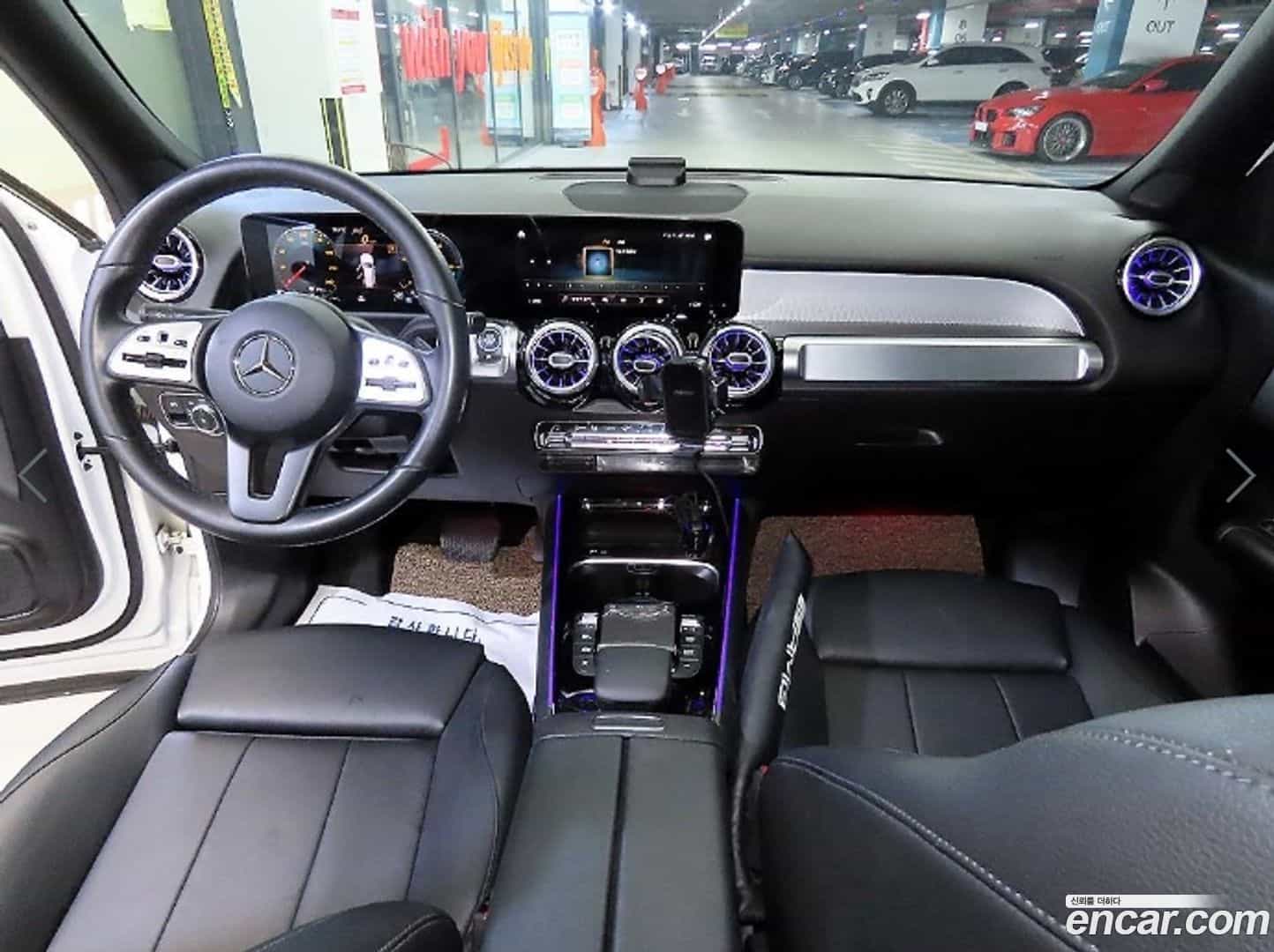 GLB-Class Mercedes-Benz 2021.8-INNER-010