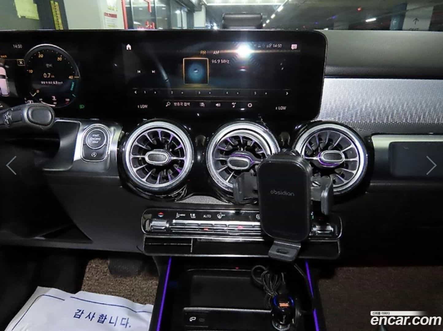 GLB-Class Mercedes-Benz 2021.8-OPTION-015