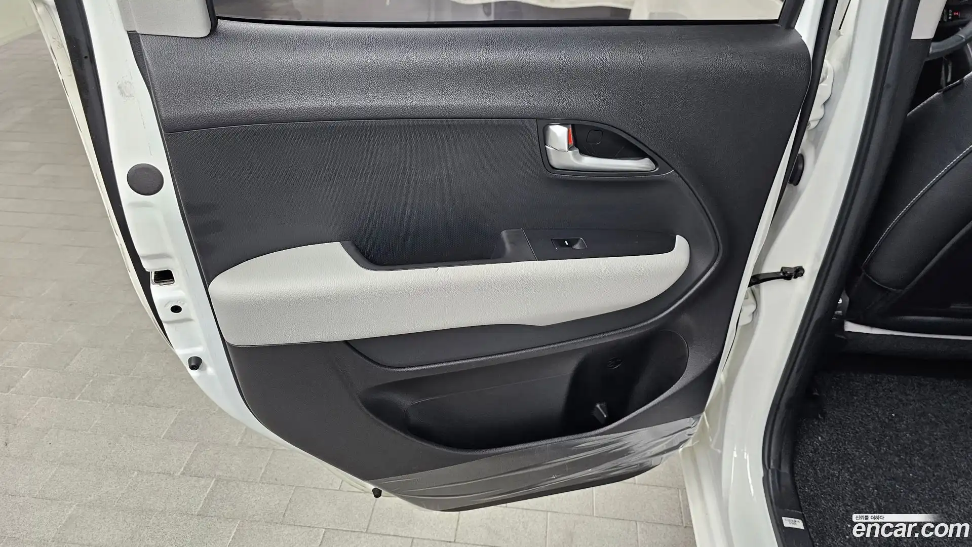 RAY Kia 2024.5-INNER-035