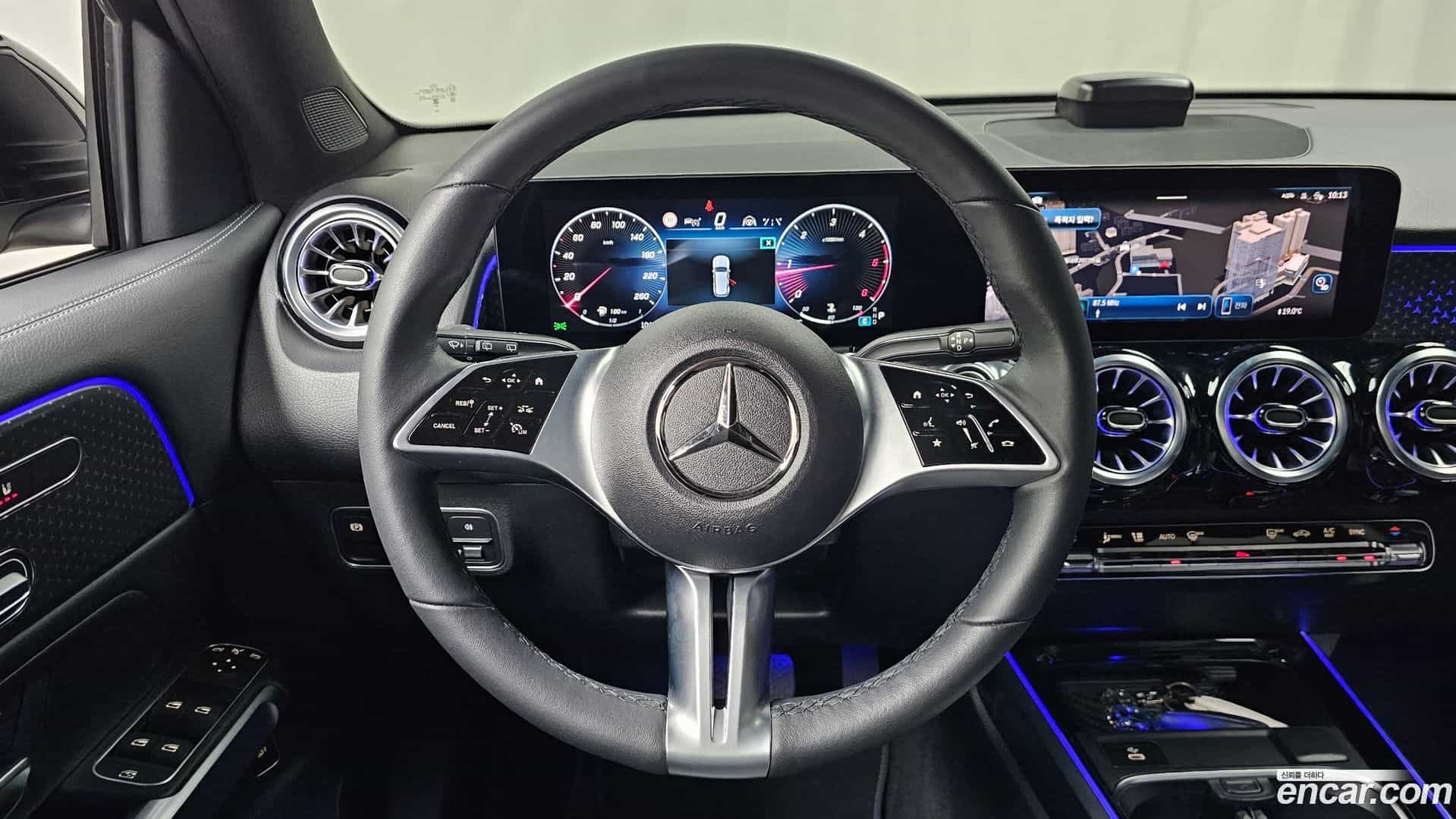 GLB-Class Mercedes-Benz 2024.7-OPTION-017