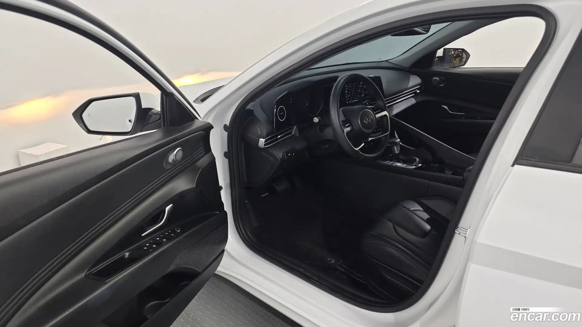 AVANTE Hyundai 2021.7-INNER-010