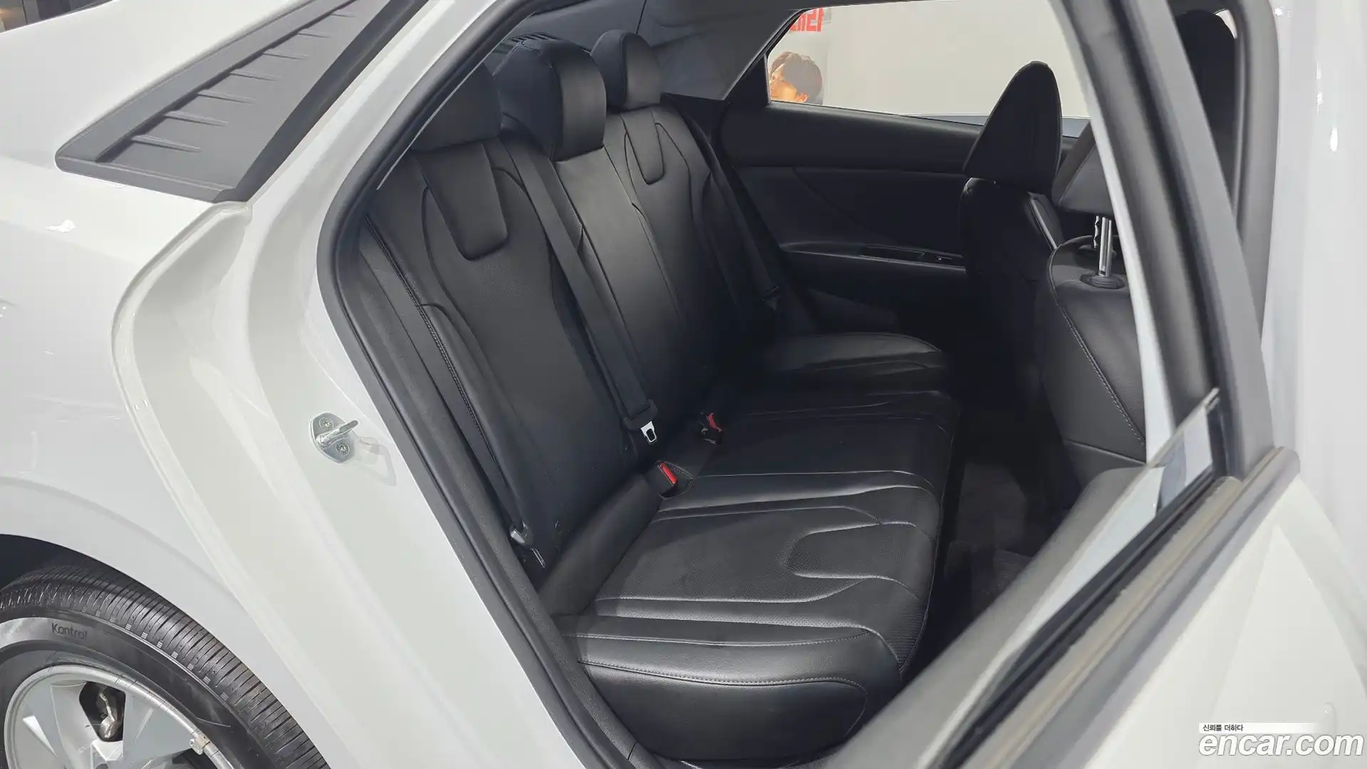 AVANTE Hyundai 2021.7-OPTION-016