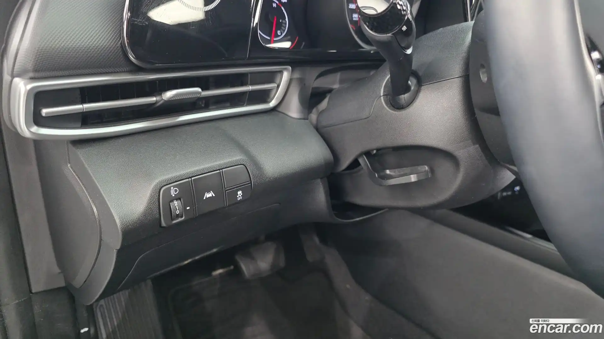 AVANTE Hyundai 2021.7-OPTION-024