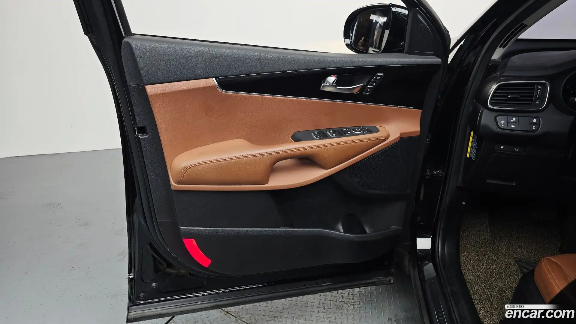 Sorento Kia 2019.2-INNER-034