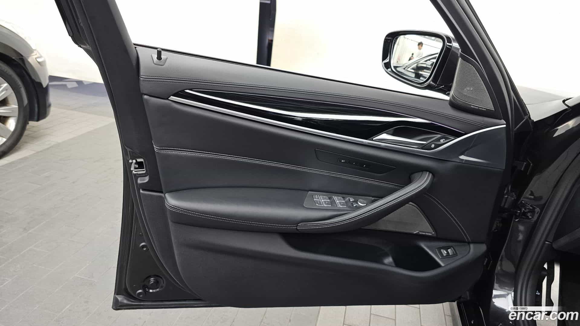 5-Series BMW 2020.8-INNER-034