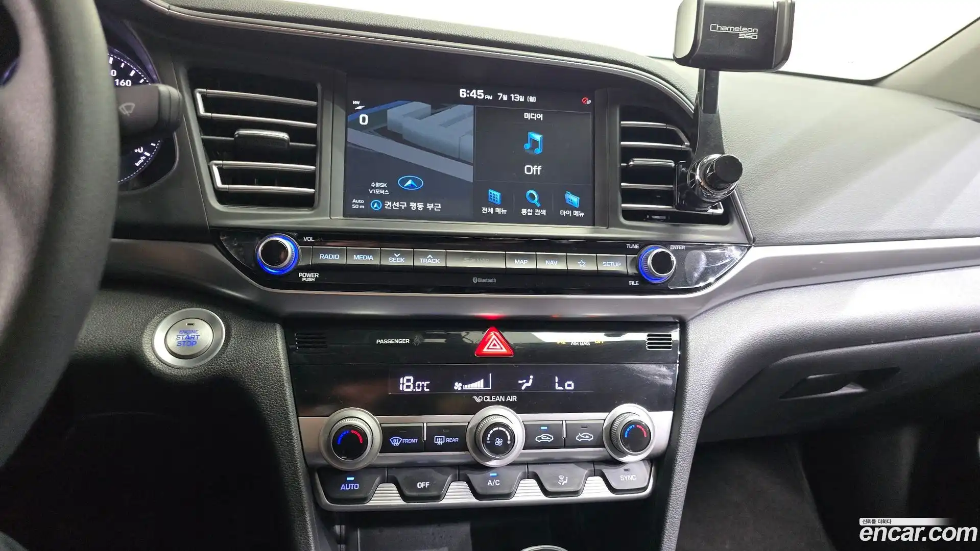 AVANTE Hyundai 2019.0-OPTION-017