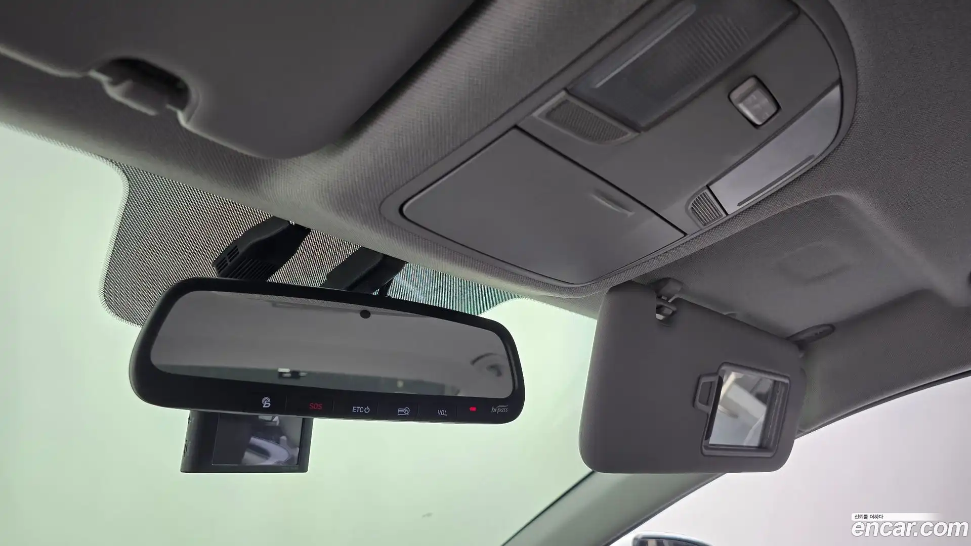 AVANTE Hyundai 2019.0-OPTION-022