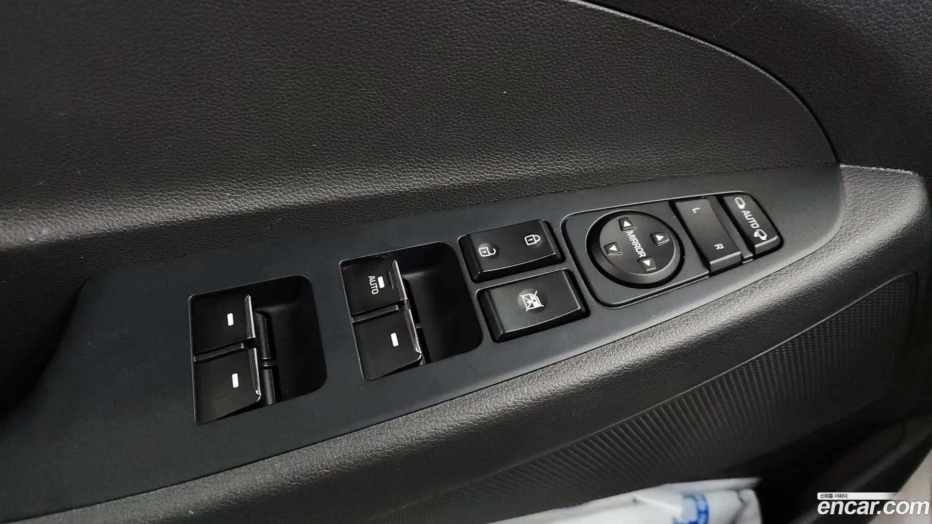 Tucson Hyundai 2015.3-OPTION-042