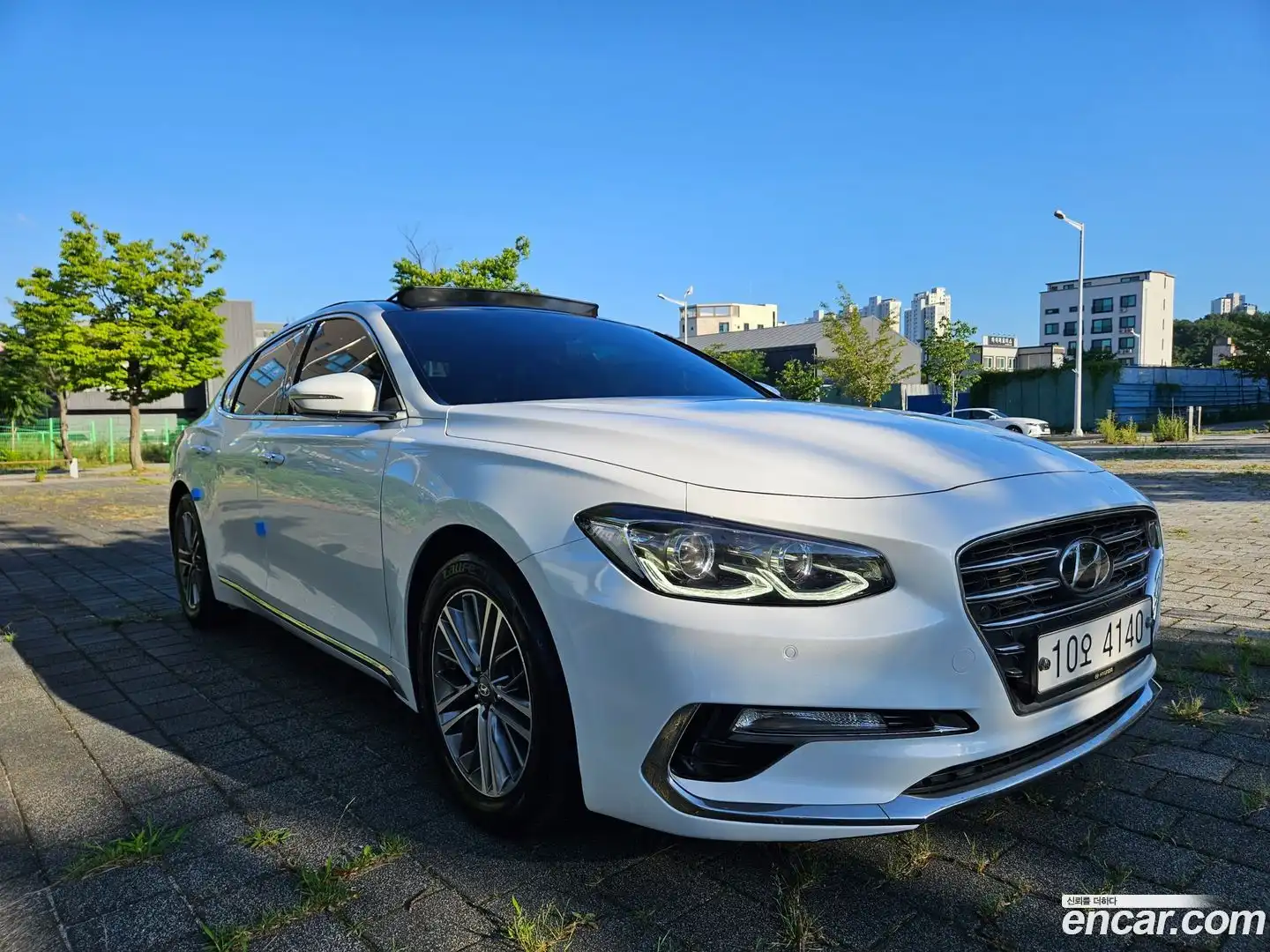 Grandeur Hyundai 2017.3-OUTER-003