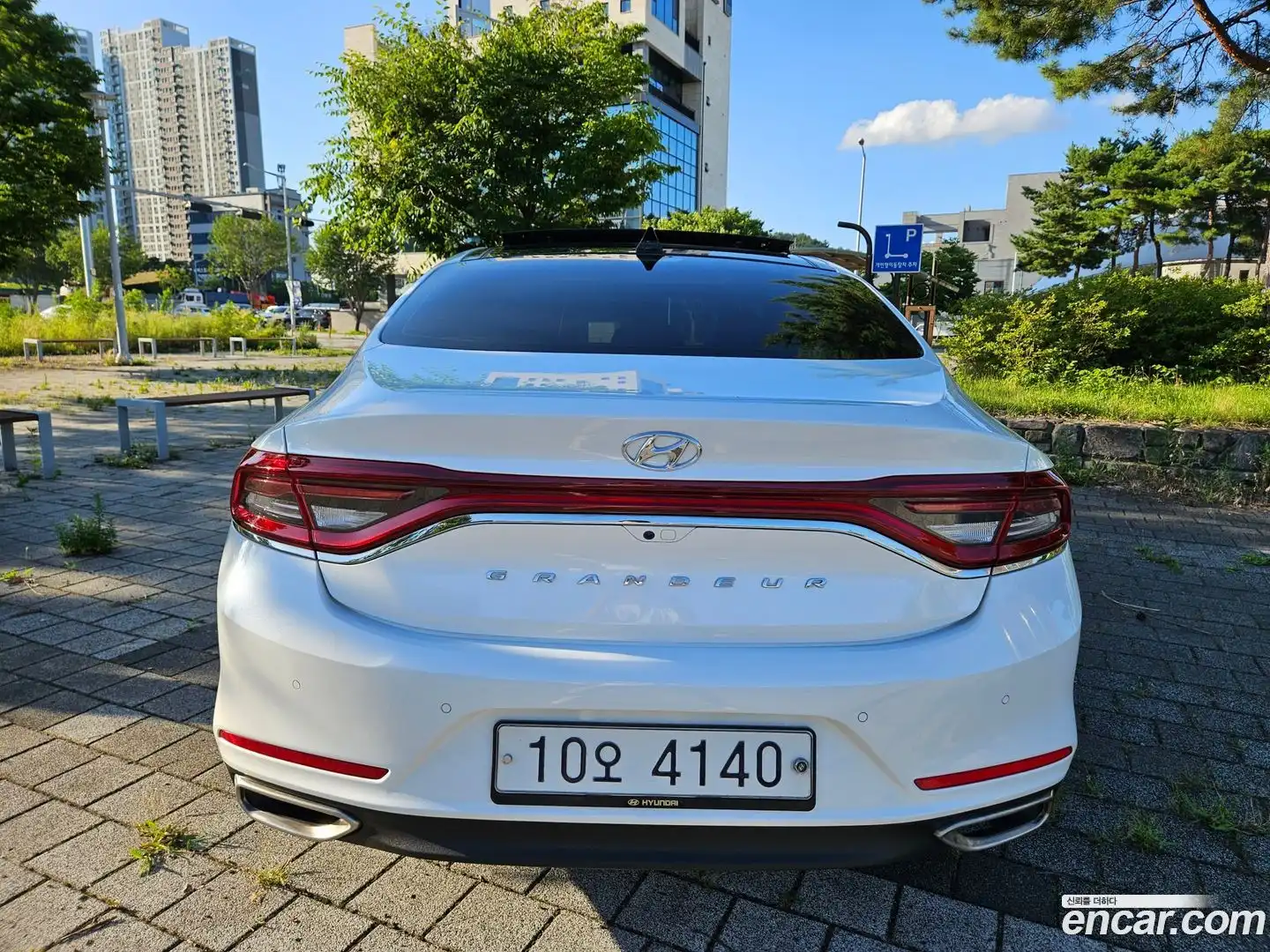 Grandeur Hyundai 2017.3-OUTER-006