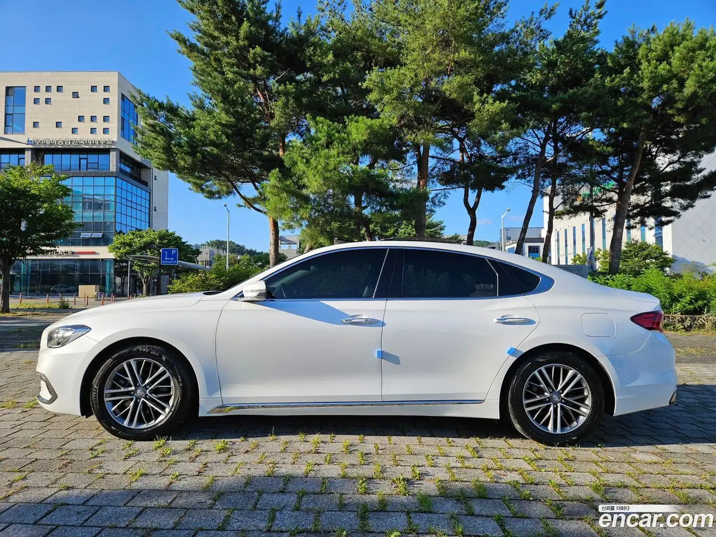 Grandeur Hyundai 2017.3-INNER-008