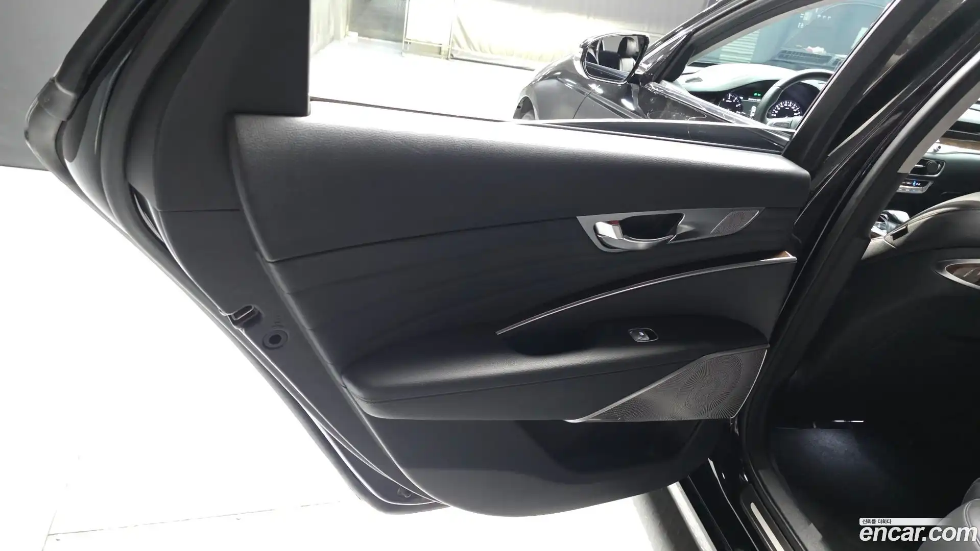K9 Kia 2020.5-INNER-035