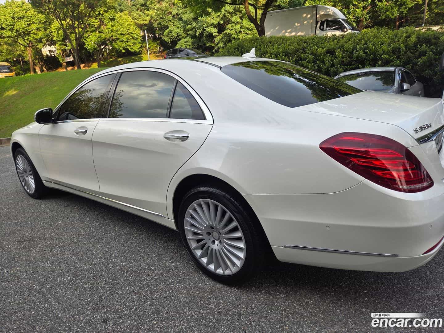 S-Class Mercedes-Benz 2017.1-OUTER-004