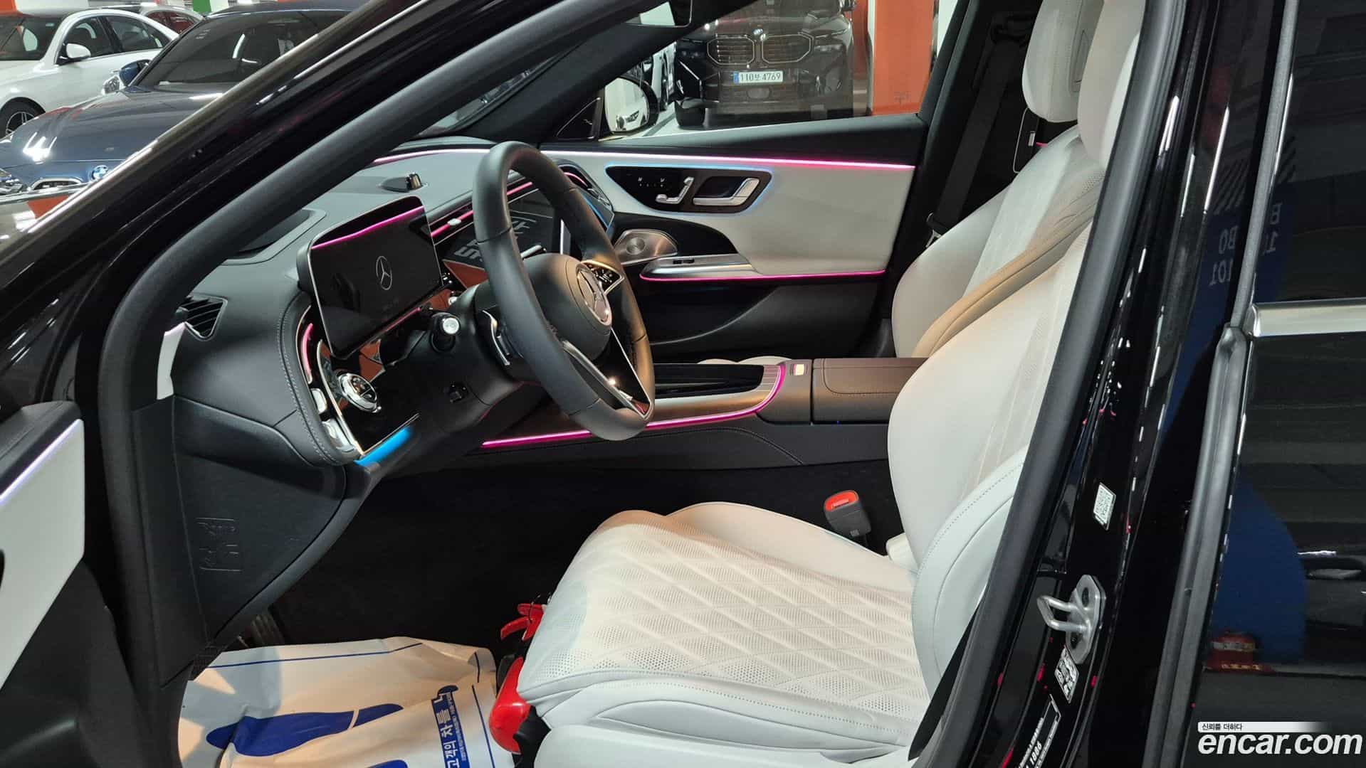 E-Class Mercedes-Benz 2025.6-INNER-008