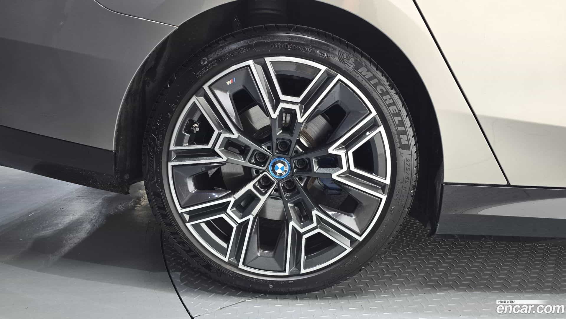 5-Series BMW 2025.3-OUTER-005