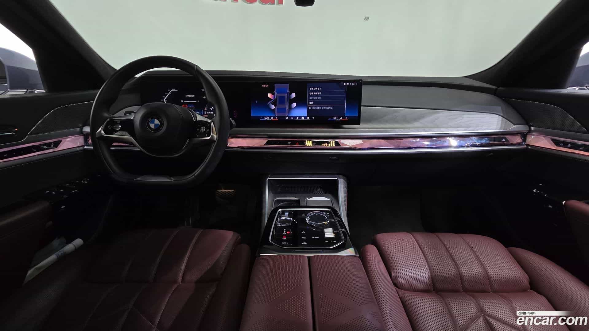 7-Series BMW 2023.0-INNER-007