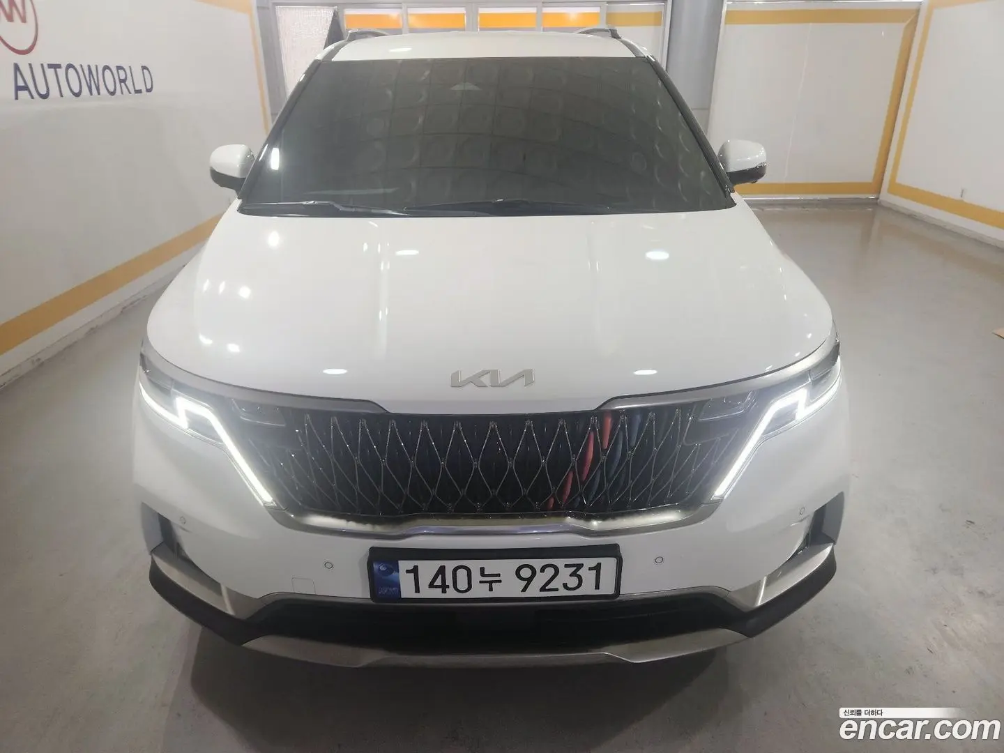 Main__Slider__Photo:Canival Kia 2023.7-0