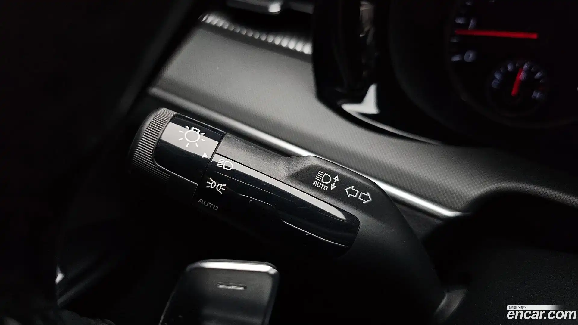 K5 Kia 2020.0-OPTION-040