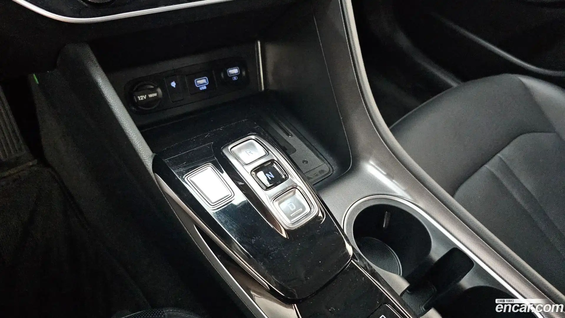Sonata Hyundai 2023.4-INNER-009