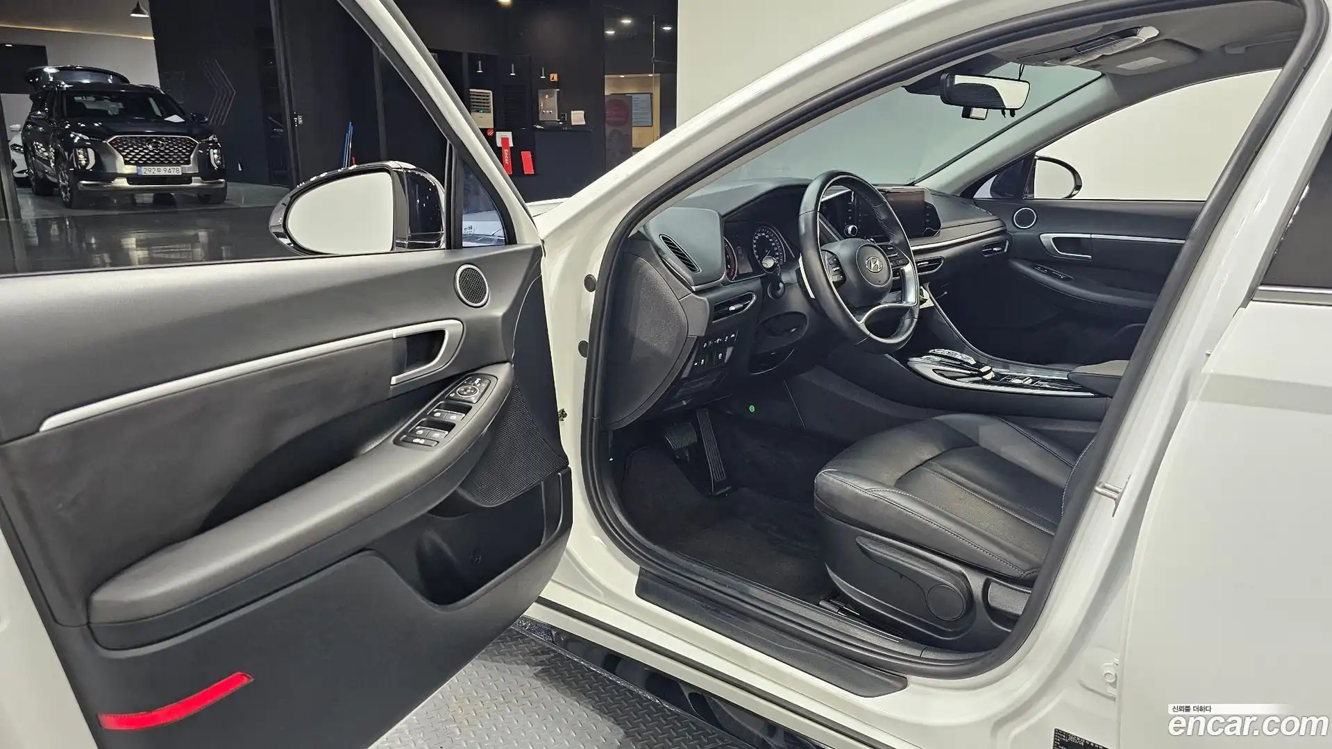 Sonata Hyundai 2023.4-INNER-010