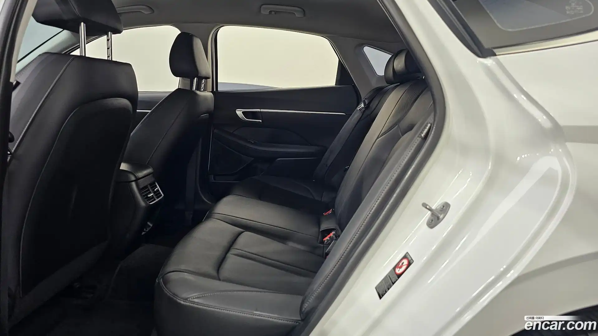 Sonata Hyundai 2023.4-INNER-036