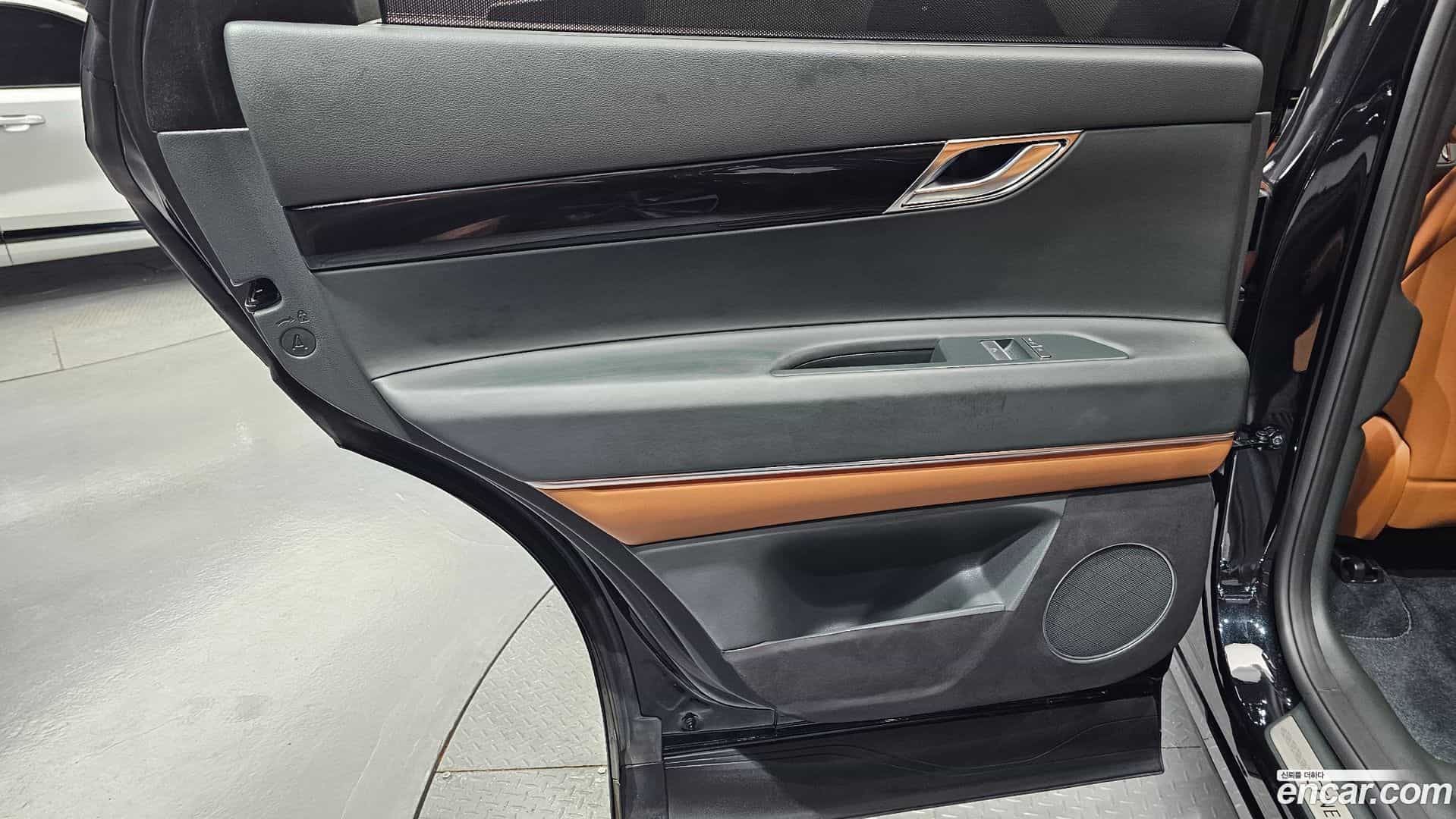 GV80 Genesis 2024.1-INNER-035