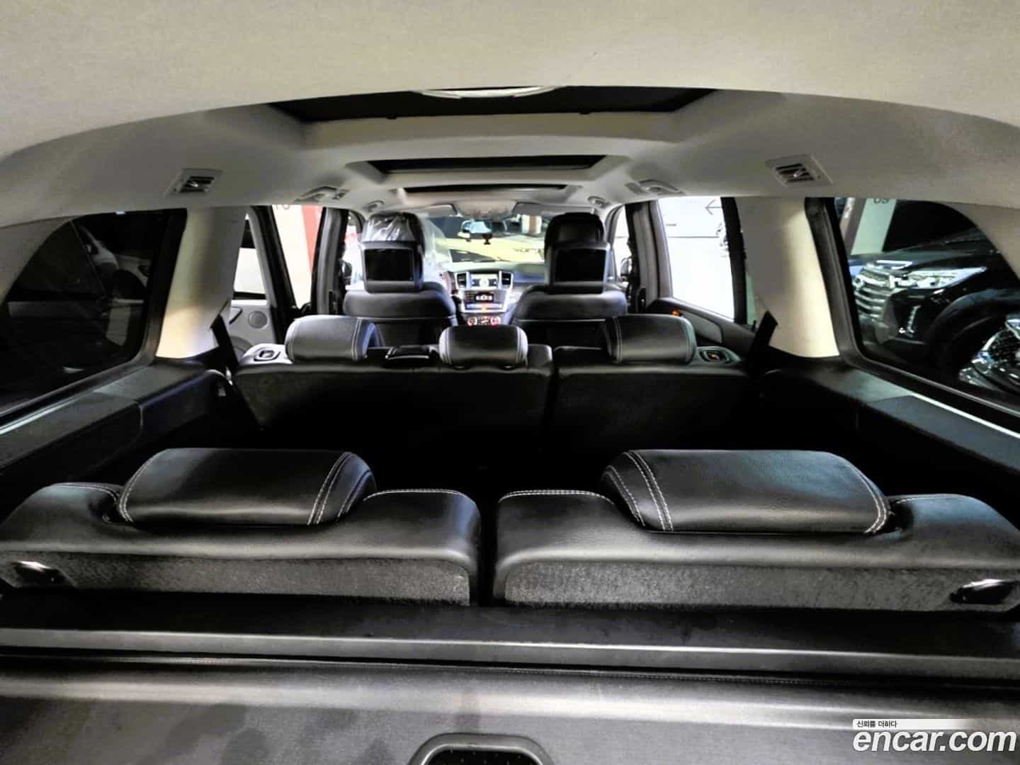 GL-Class Mercedes-Benz 2014.11-OPTION-020