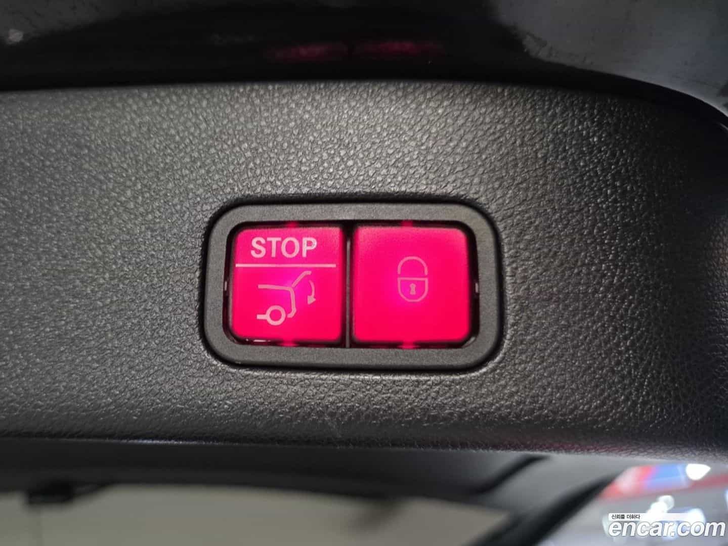 GL-Class Mercedes-Benz 2014.11-OPTION-022