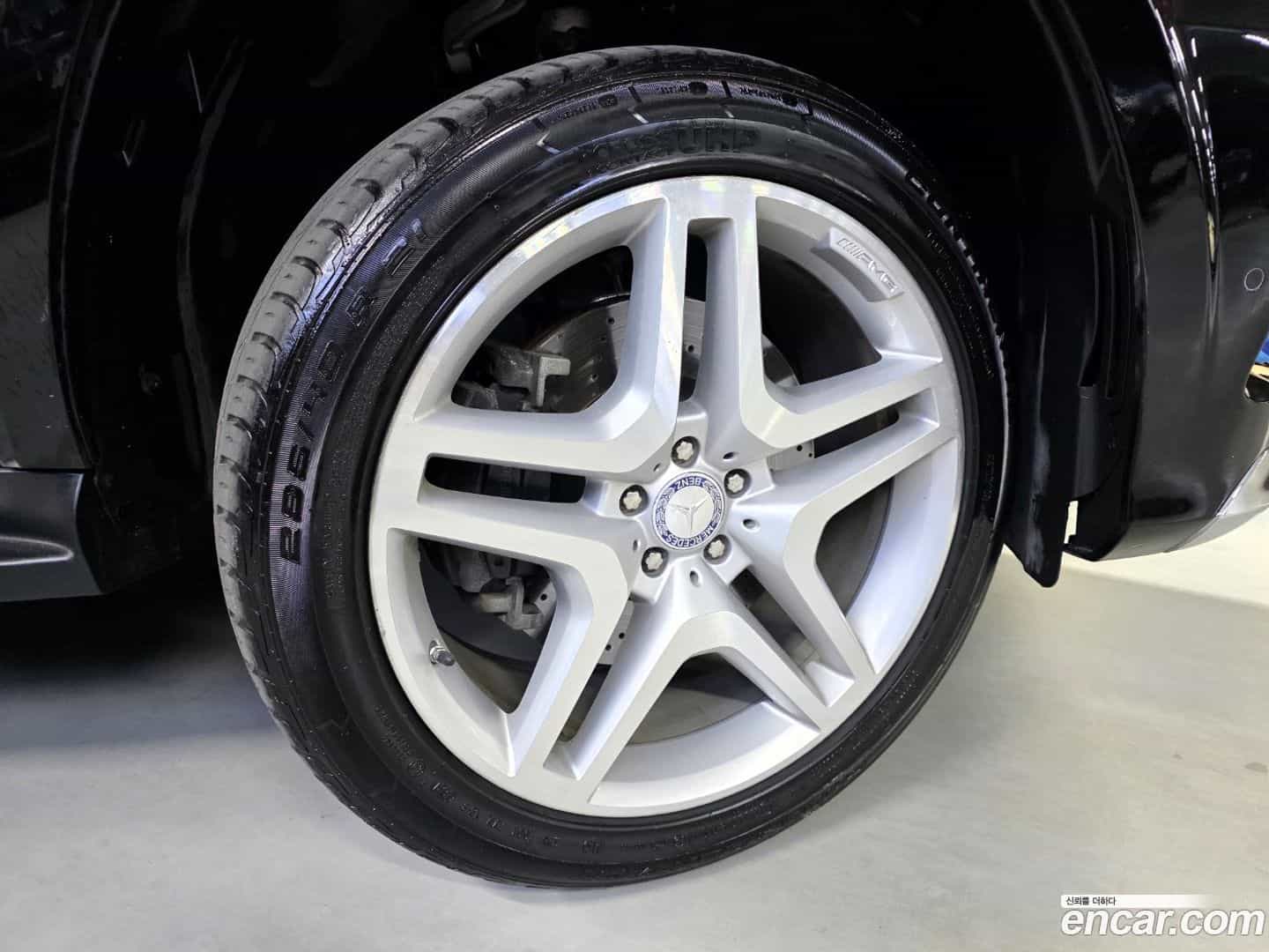 GL-Class Mercedes-Benz 2014.11-OPTION-023