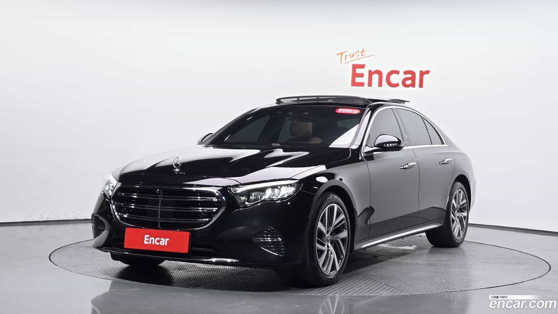 E-Class Mercedes-Benz 2024.8-OUTER-001