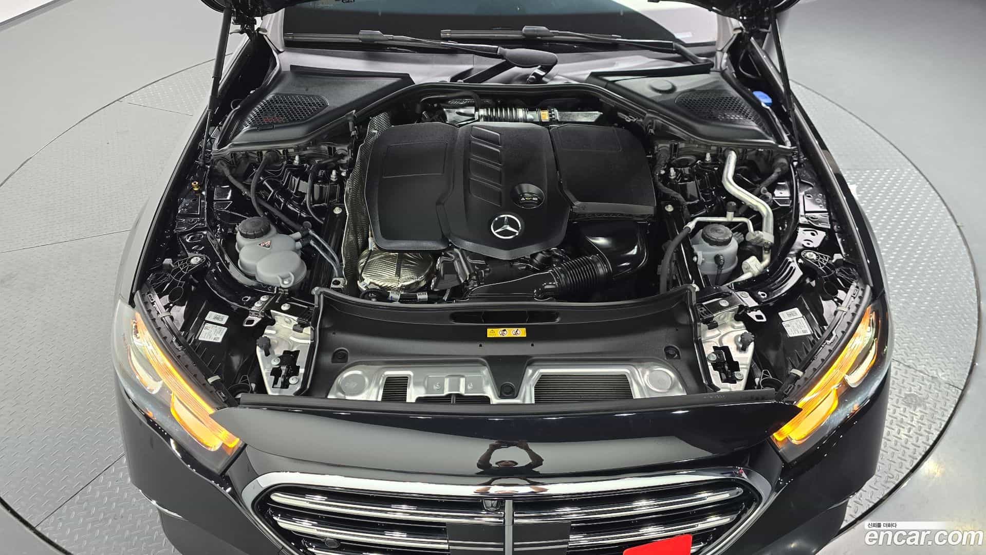 E-Class Mercedes-Benz 2024.8-OUTER-006