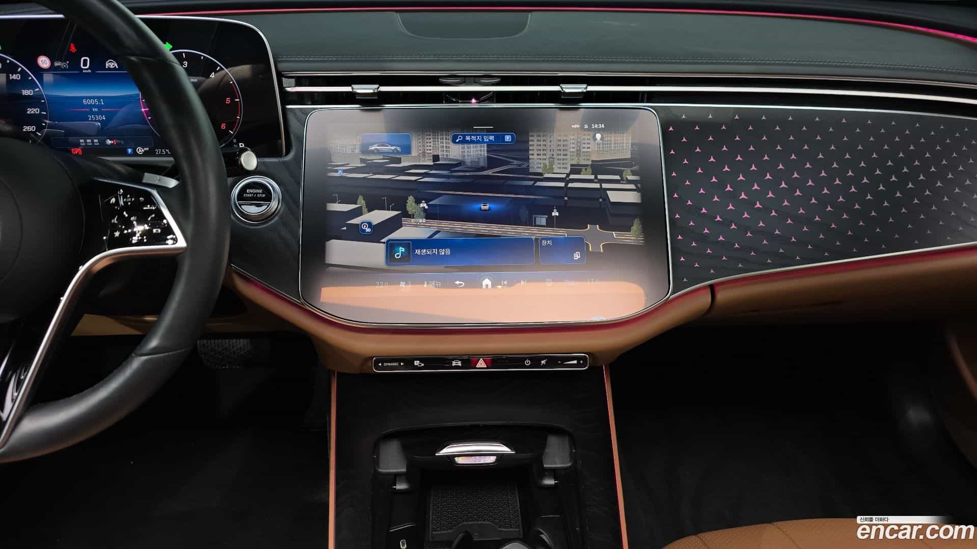 E-Class Mercedes-Benz 2024.8-OPTION-017