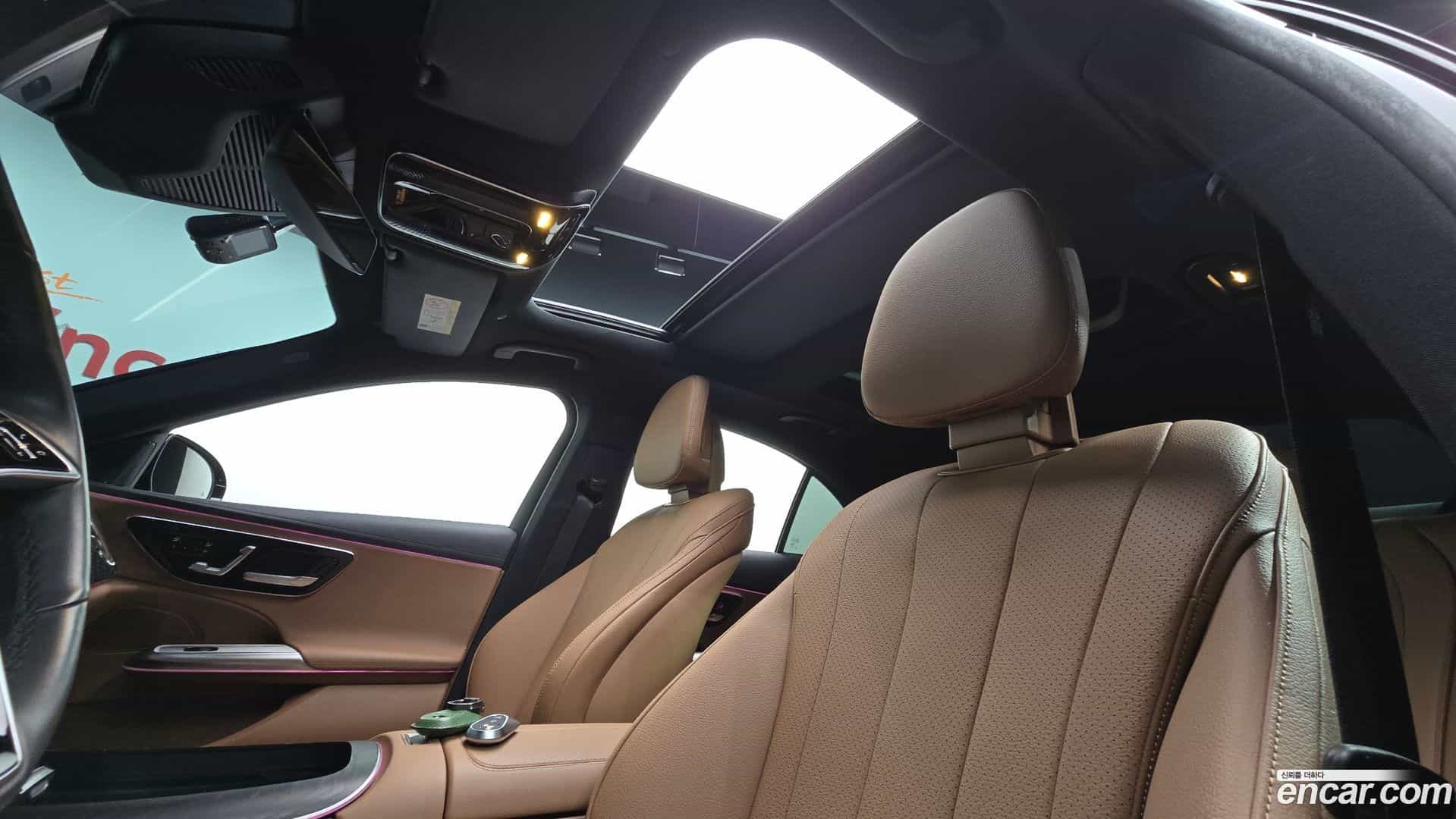 E-Class Mercedes-Benz 2024.8-OPTION-023
