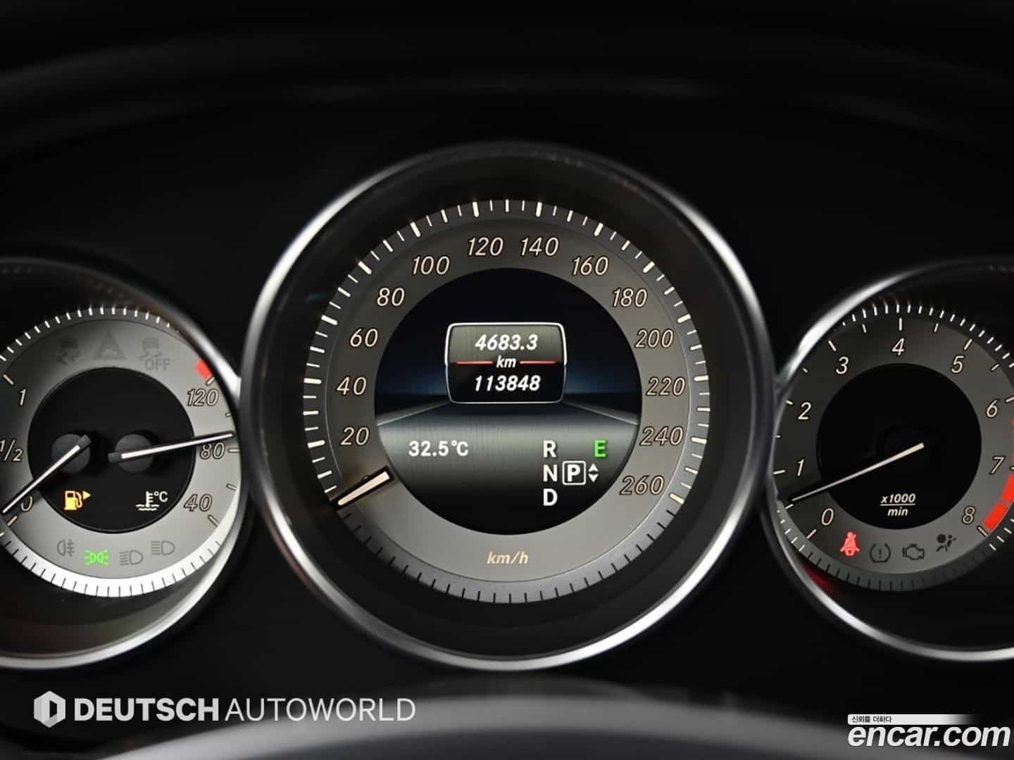 CLS-Class Mercedes-Benz 2017.5-INNER-008