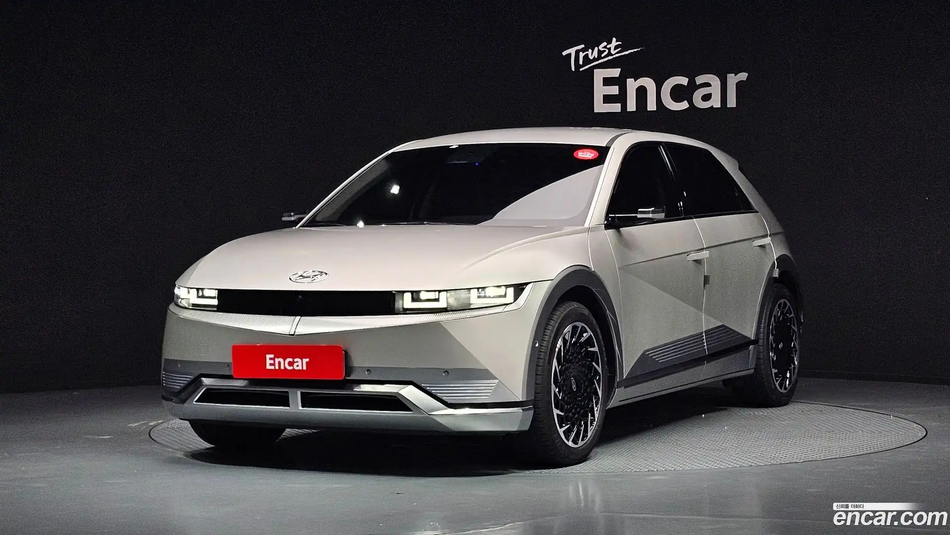 Ioniq5 Hyundai 2022.4-OUTER-001