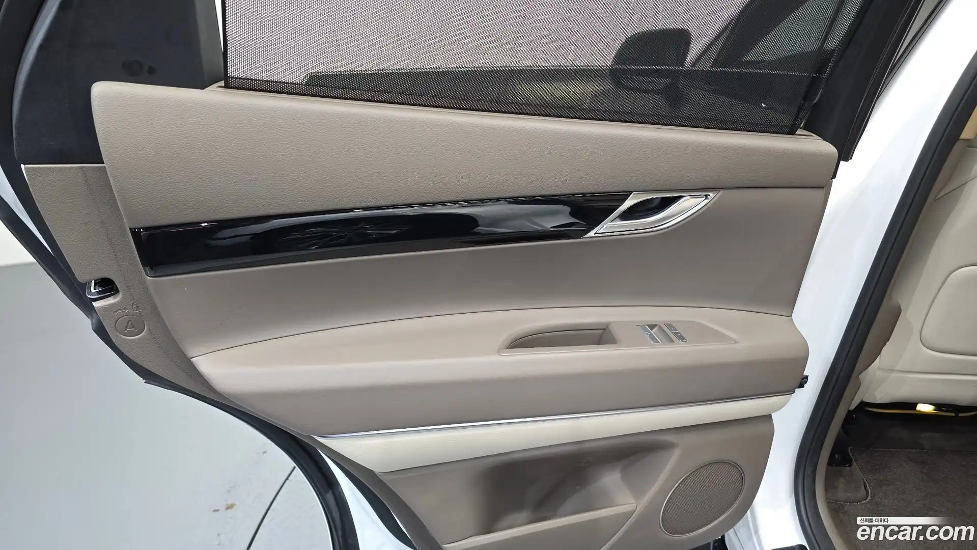 GV80 Genesis 2023.4-INNER-035