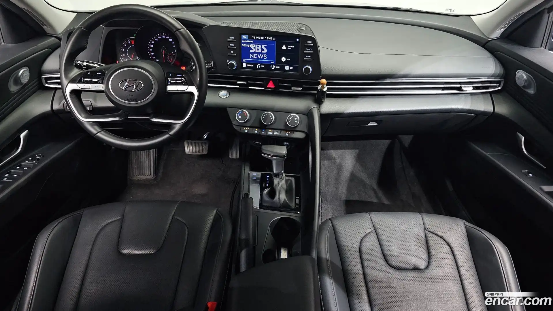 AVANTE Hyundai 2021.10-INNER-007