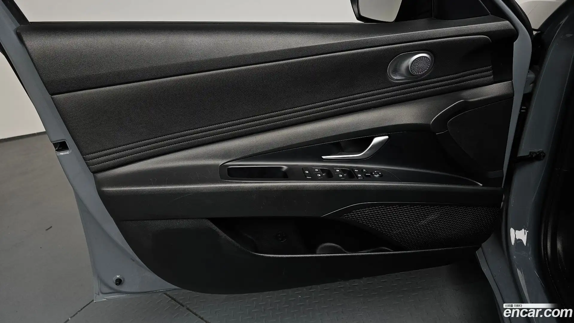 AVANTE Hyundai 2021.10-INNER-034
