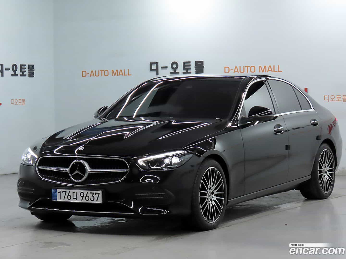 C-Class Mercedes-Benz 2023.11-OUTER-001