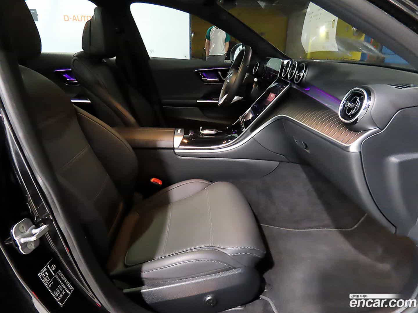 C-Class Mercedes-Benz 2023.11-INNER-010